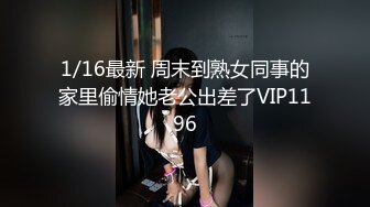 餐厅女厕全景偷拍多位漂亮少妇各种姿势嘘嘘