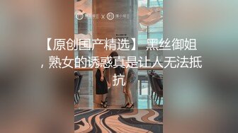 高颜值篮衣妹子啪啪互摸舔弄调情操再到床上后入猛操