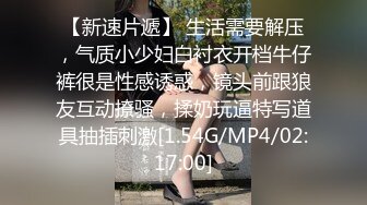 仔细看水滴下来了