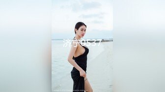 【新片速遞】   ❤️❤️H罩杯韩国巨乳女主播，一对豪乳又大又软，肉丝巨臀抹乳液，幸福黄瓜乳交，夹在中间，上下撸