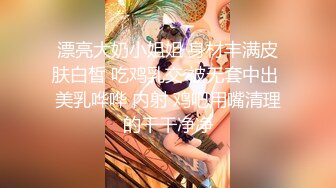 无套后入艹老婆艹出白浆