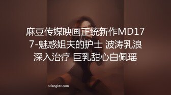 丰满美丽女孩借款1万用黄瓜自慰抵押