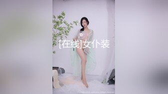 蒙面大哥双洞乱插风骚的小少妇，全程露脸丝袜情趣诱惑，激情后入干了骚逼干菊花，还拿道具抽插干的神魂颠倒