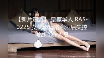 OnlyFans万人求购COSPLAY百变女神极品反差嫩妹minichu收费自拍很有撸点150P+15V